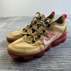 Nike Air Vapormax 2019 Mens 10 Gold Red Low Top Shoes Sneakers Casual Athleisure